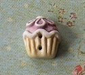 Picture of Mauve Daisy Cup Cake